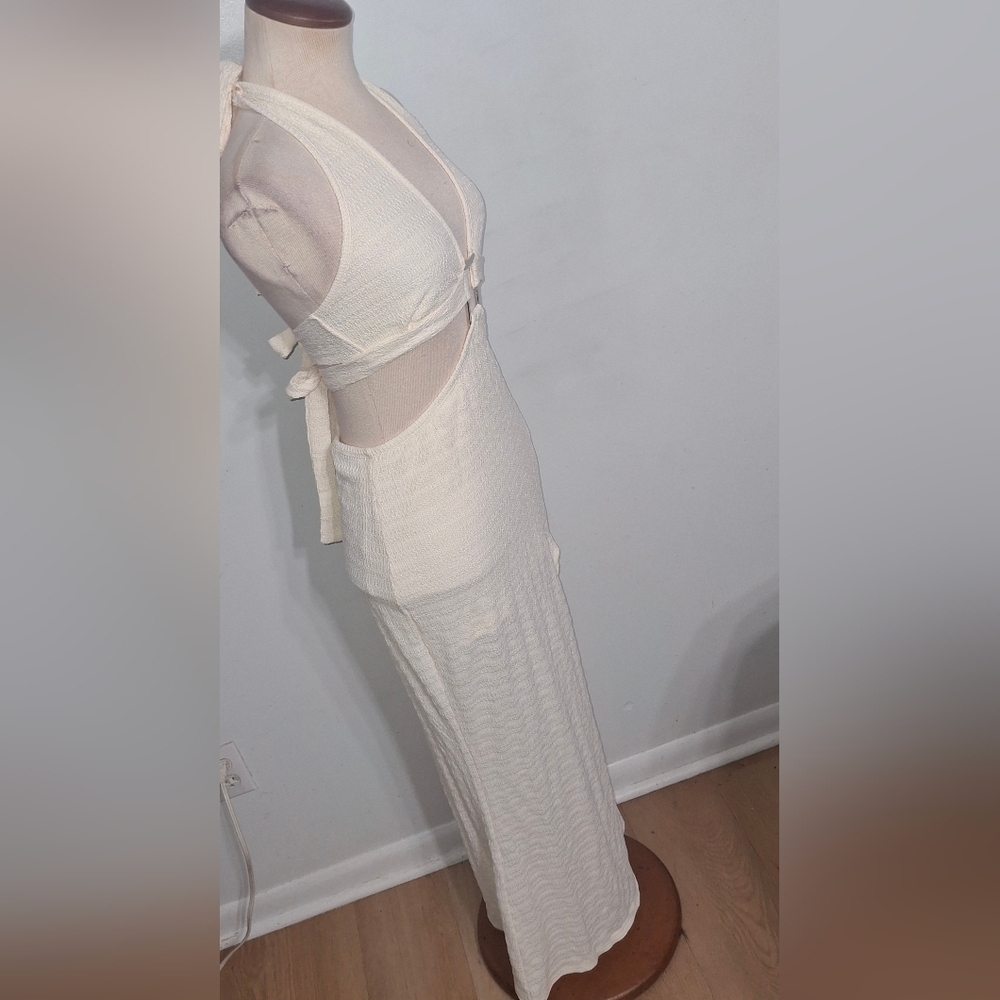 SHEIN Cream Backless Halter Dress- W SZ Med - 6 - Picture 4 of 7